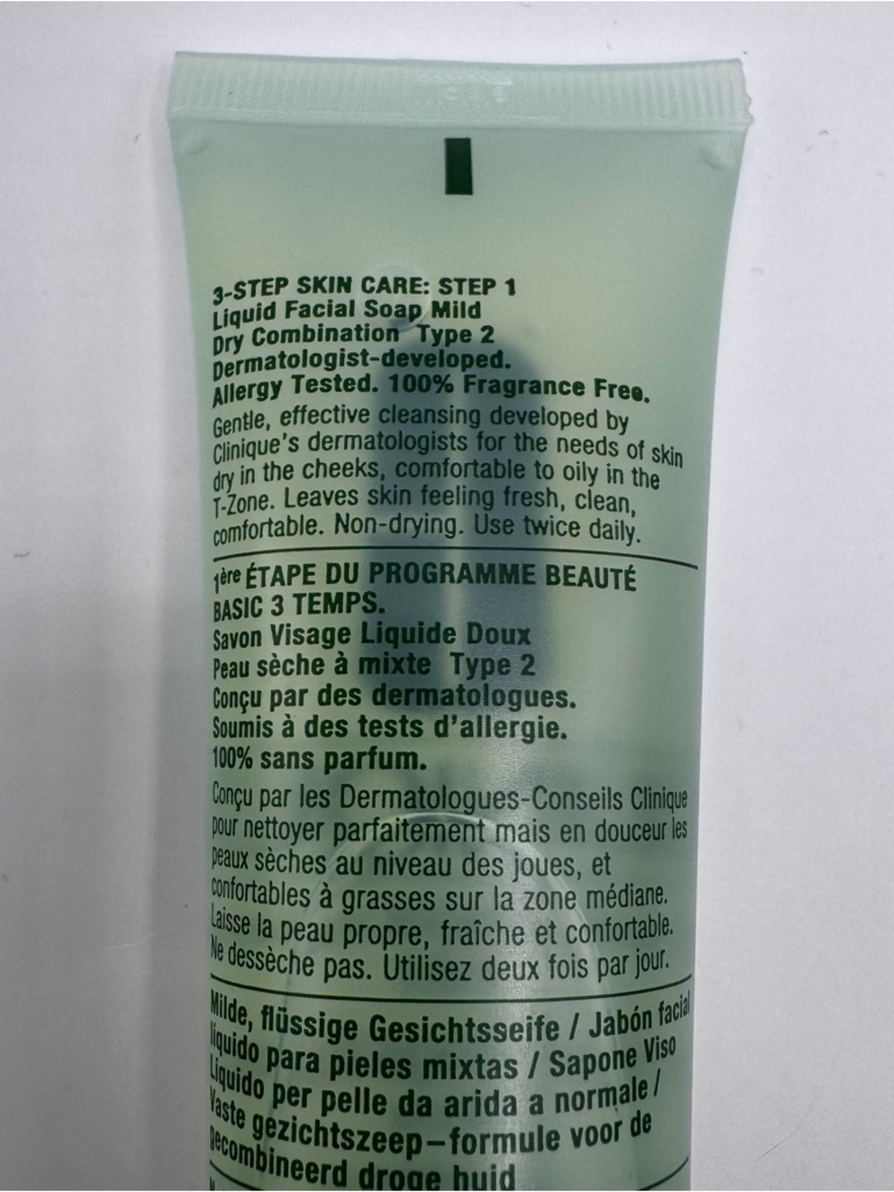 CLINIQUE Liquid Facial Soap Mild for "Dry Combination" Skin (1.7oz/50mL) - Picture 6 of 7